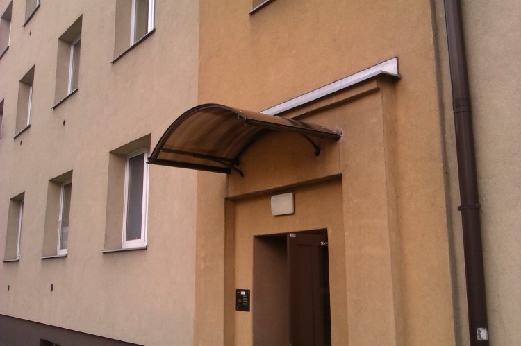 ec8fdad33c25e4ef72432319f5701e8af0078fb8